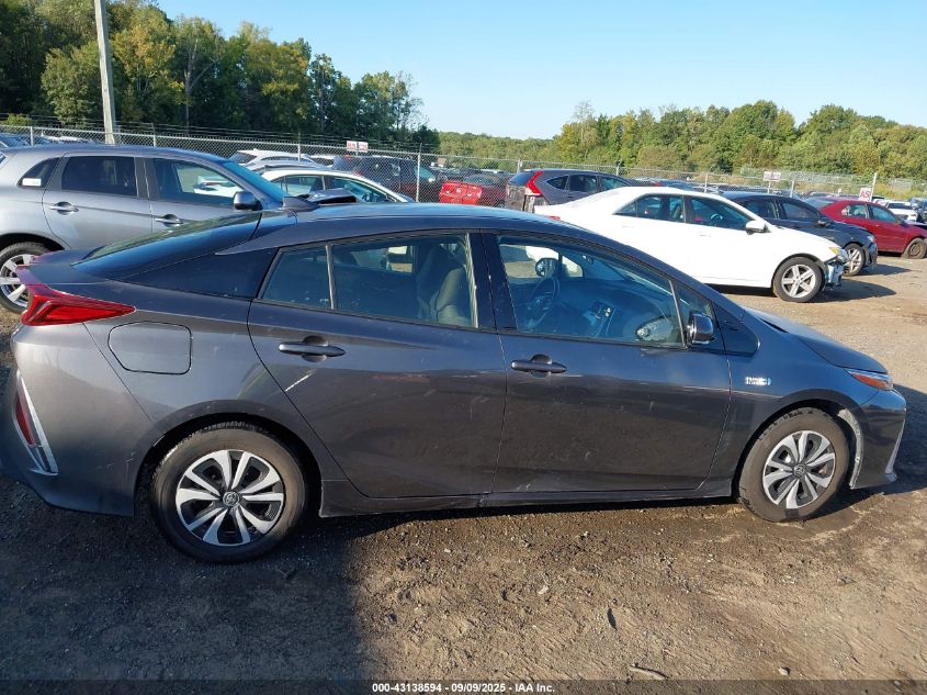 2017 Toyota Prius Prime Plus VIN: JTDKARFP0H3004767 Lot: 43138594