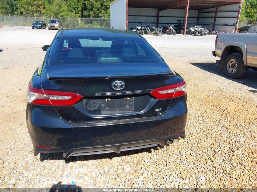 2018 TOYOTA CAMRY SE - 4T1B11HK7JU064530