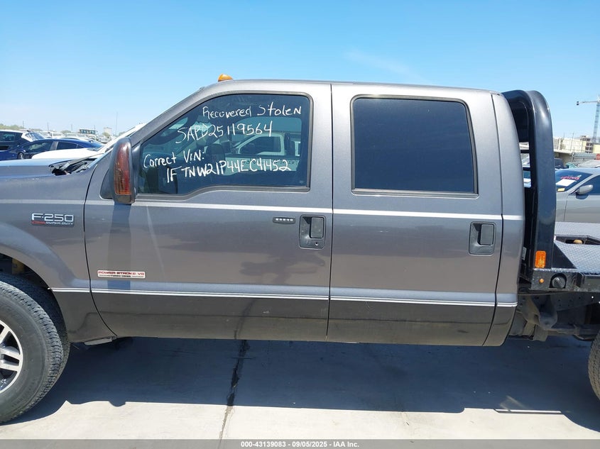 2004 Ford F-250 Lariat/Xl/Xlt VIN: 1FTNW21P44EC41452 Lot: 43139083