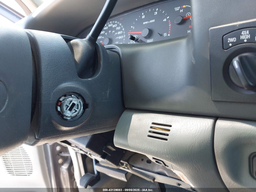 2004 Ford F-250 Lariat/Xl/Xlt VIN: 1FTNW21P44EC41452 Lot: 43139083