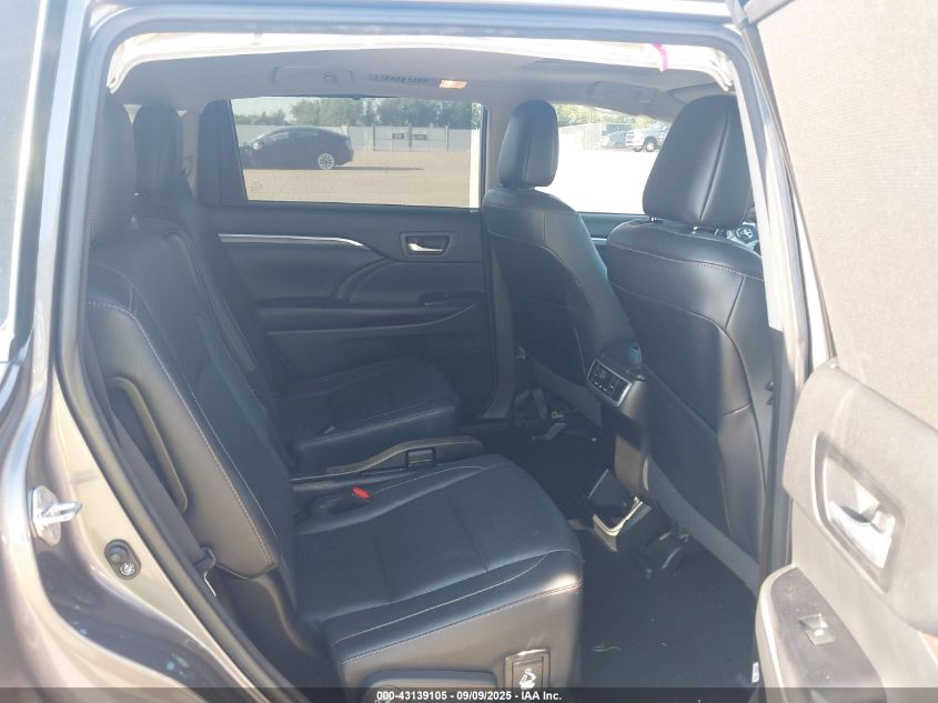 2017 Toyota Highlander Limited VIN: 5TDYZRFH1HS227054 Lot: 43139105