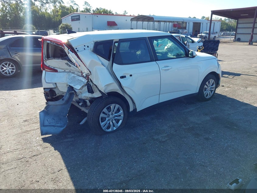 2021 KIA SOUL LX - KNDJ23AU0M7755955