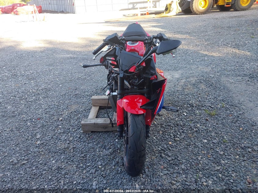 2024 HONDA CBR650 R - MLHRH1551R5001276