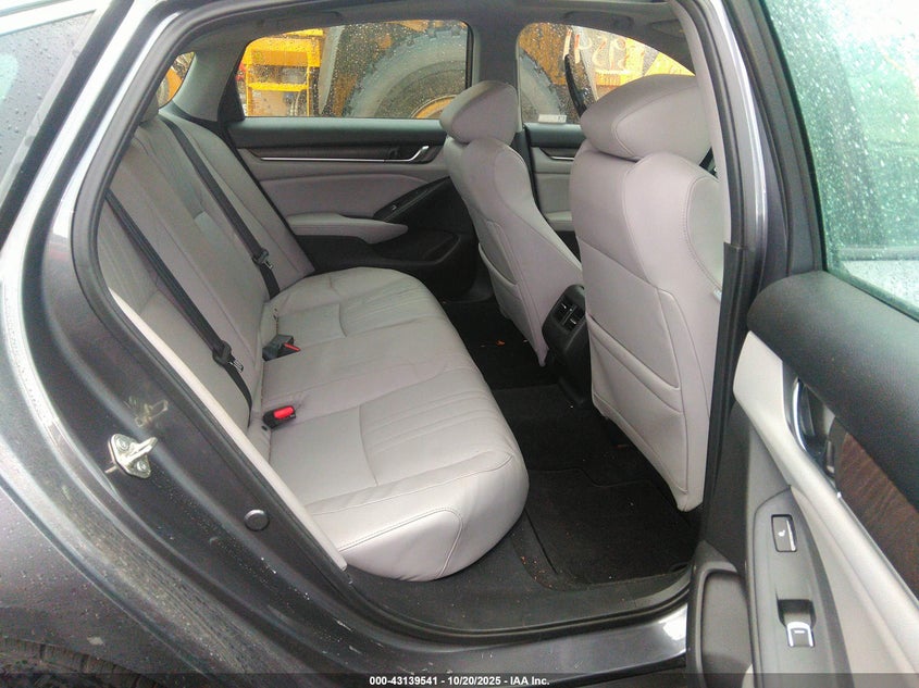 1HGCV1F97JA112740 2018 HONDA ACCORD photo no. 8