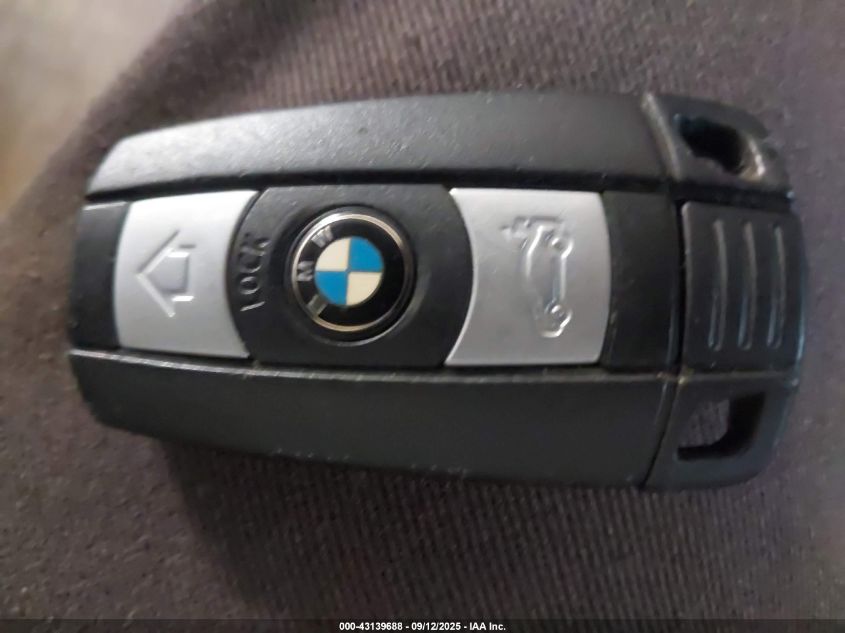 2015 BMW X1 Sdrive28I VIN: WBAVM1C5XFVW58571 Lot: 43139688