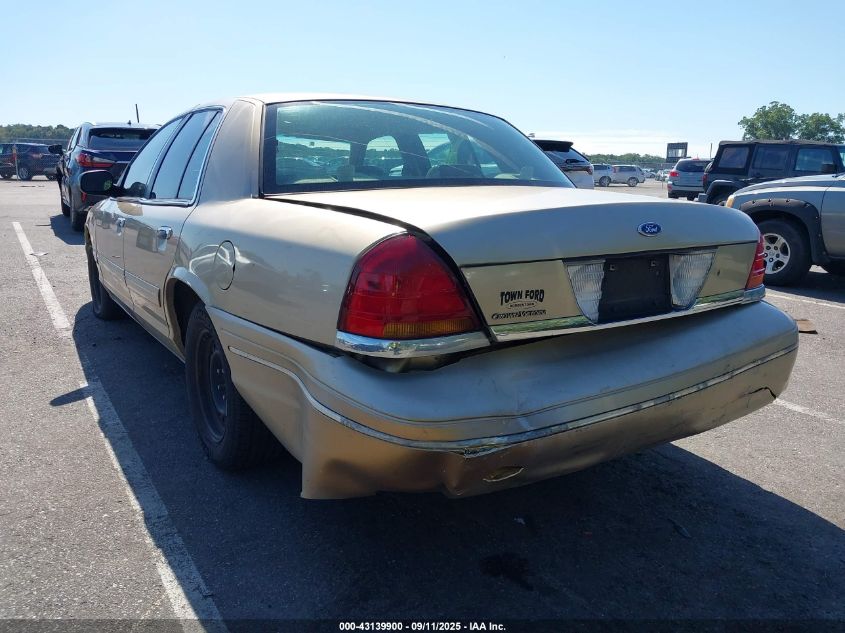 2000 Ford Crown Victoria VIN: 2FAFP73W9YX174182 Lot: 43139900