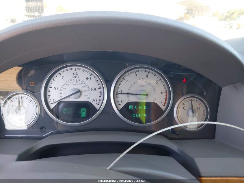 2010 Chrysler Town & Country Limited VIN: 2A4RR6DX2AR217560 Lot: 43140169