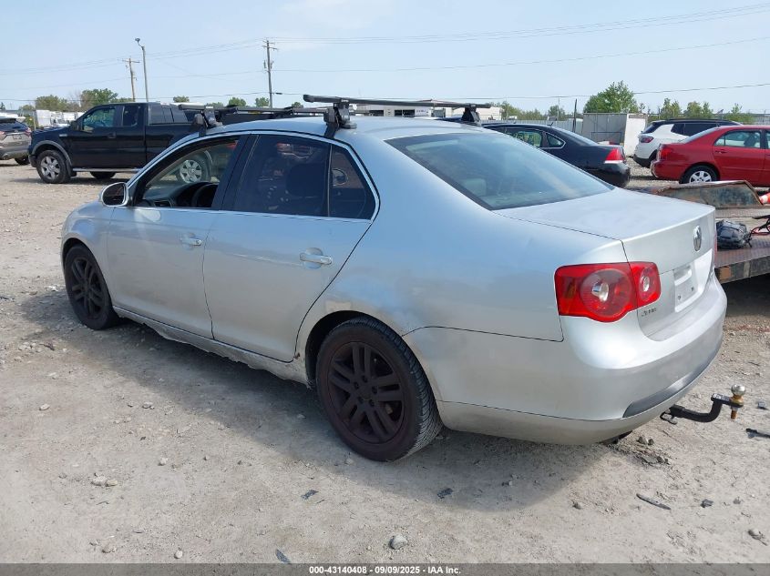 VOLKSWAGEN NEW JETTA 2005 3VWST71K15M629678 Photo 3