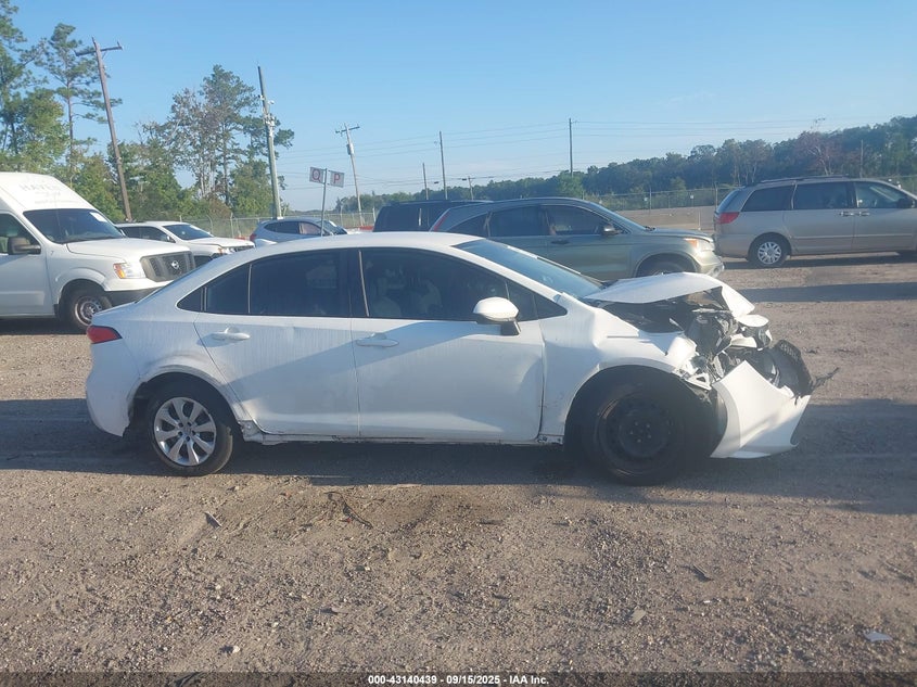 2021 TOYOTA COROLLA LE - 5YFEPMAE4MP205075