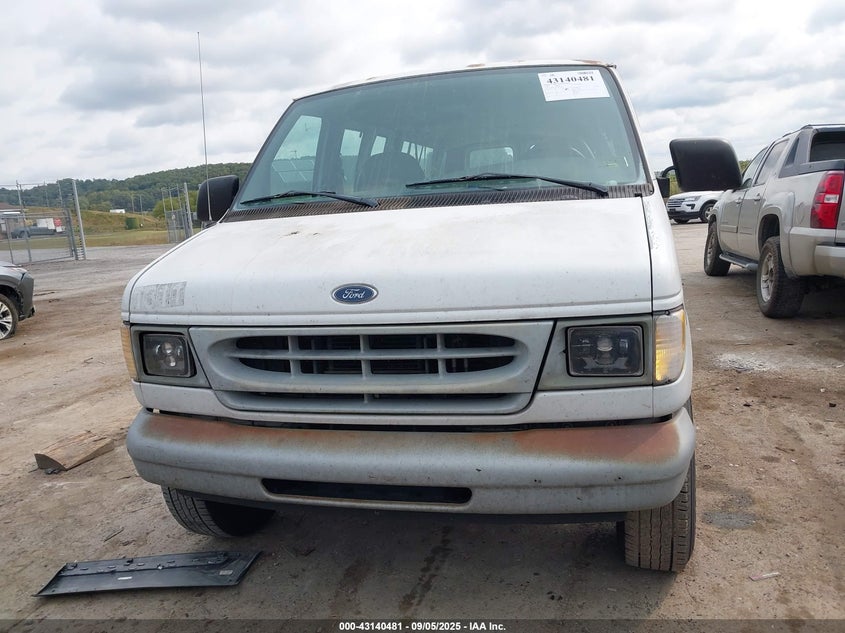 1999 Ford E-350 Super Duty Xl/Xlt VIN: 1FBSS31LXXHA10242 Lot: 43140481