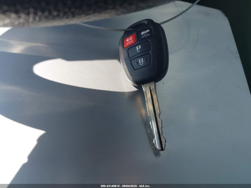 2014 Toyota Corolla Le VIN: 2T1BURHE0EC118399 Lot: 43140615