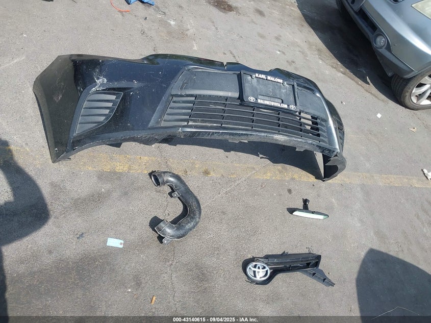 2014 Toyota Corolla Le VIN: 2T1BURHE0EC118399 Lot: 43140615