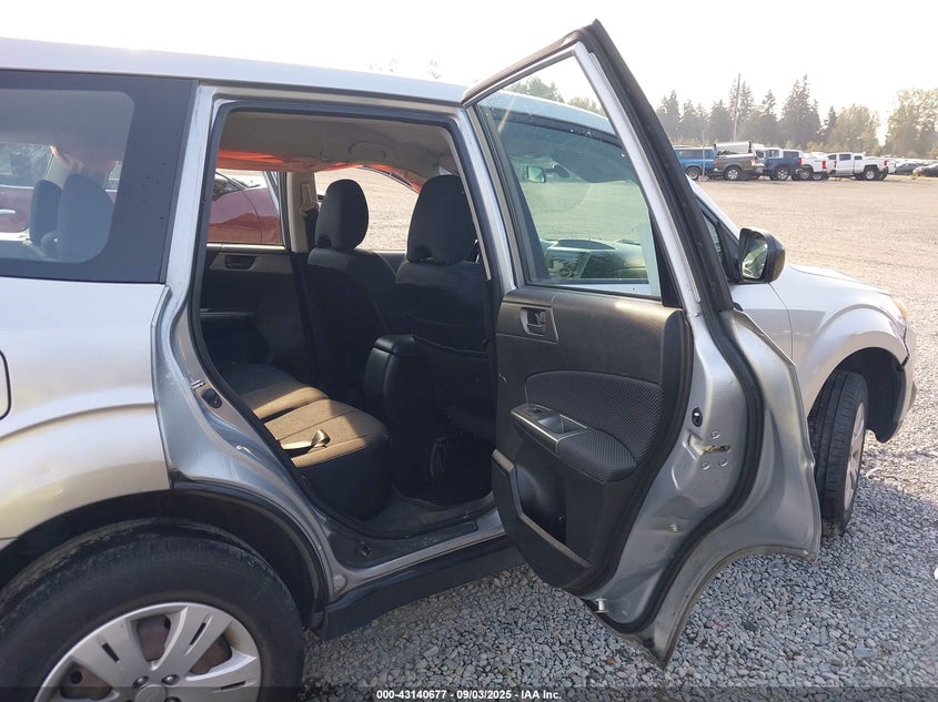 2012 Subaru Forester 2.5X VIN: JF2SHBAC6CH419869 Lot: 43140677