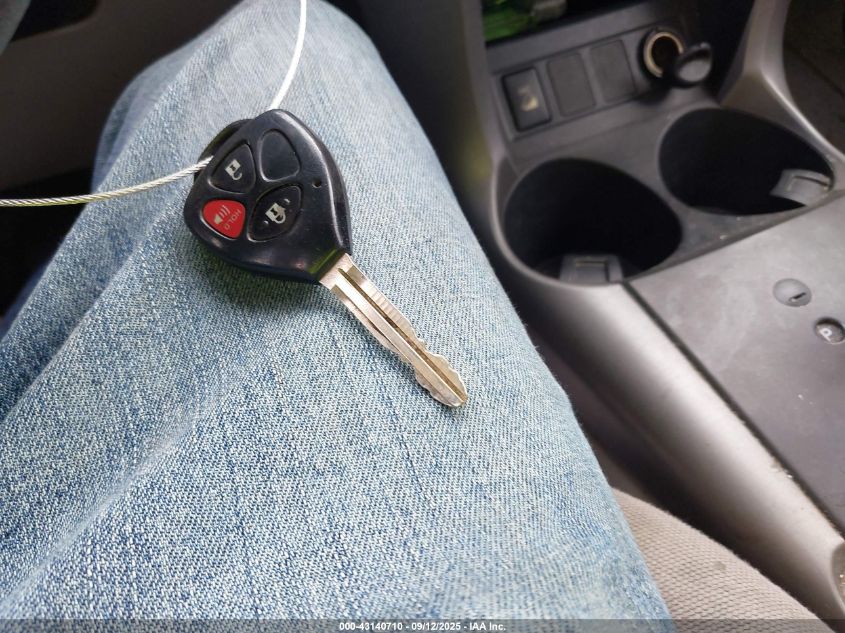 2007 Toyota Rav4 Base V6 VIN: JTMBK33VX76019173 Lot: 43140710