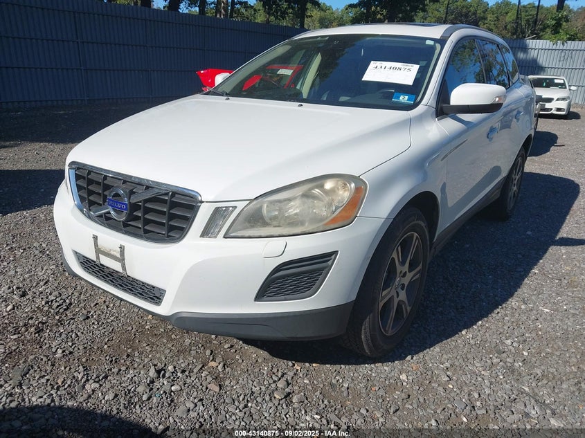 2013 VOLVO XC60 T6 YV4902DZ8D2432869