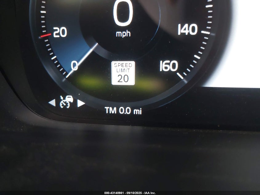 2016 VOLVO XC90 HYBRID T8 R-DESIGN YV4BC0PM8G1054902