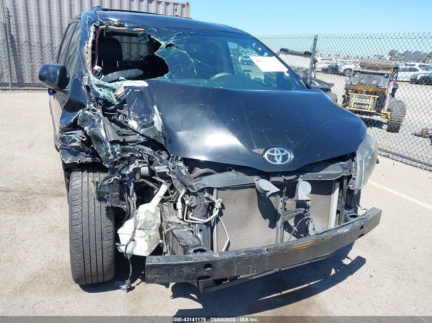 2014 TOYOTA SIENNA SPORT - 5TDXK3DC4ES495936