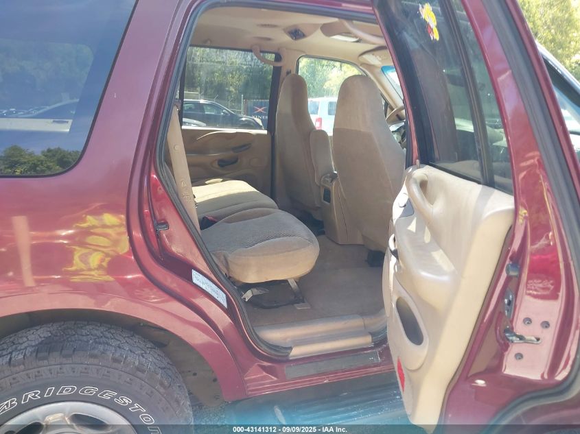 1999 Ford Expedition VIN: 1FMP418L4XLB28172 Lot: 43141312