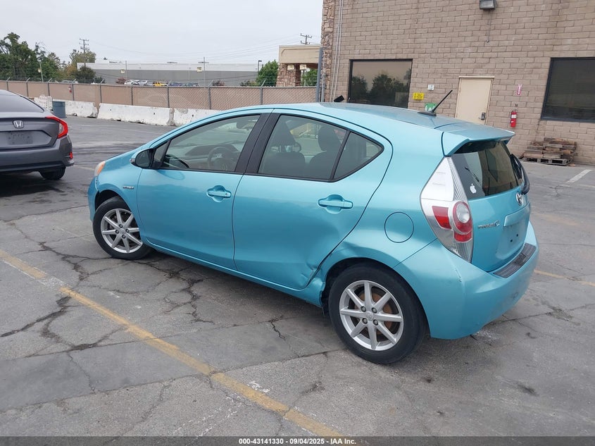 2013 TOYOTA PRIUS C - JTDKDTB39D1046528