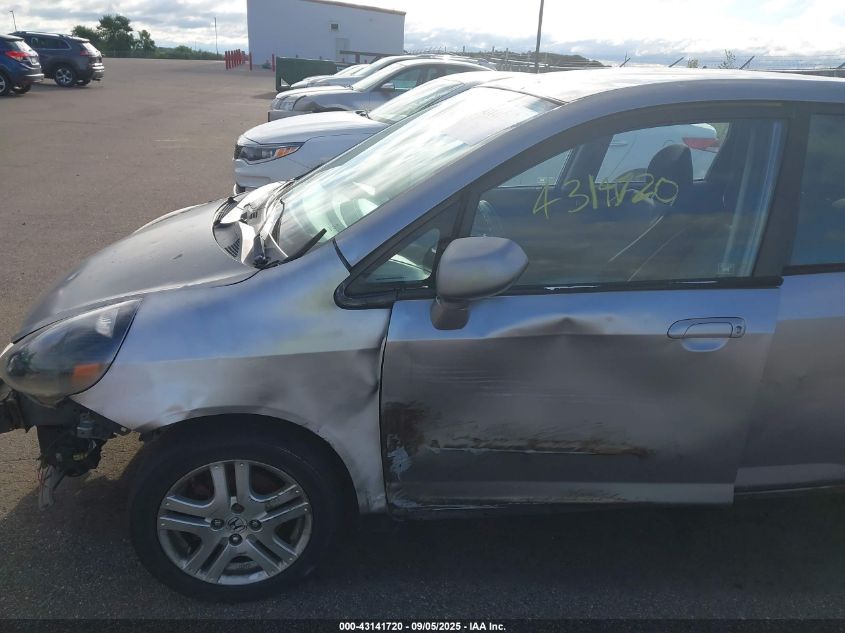 2008 Honda Fit Sport VIN: JHMGD38688S037731 Lot: 43141720