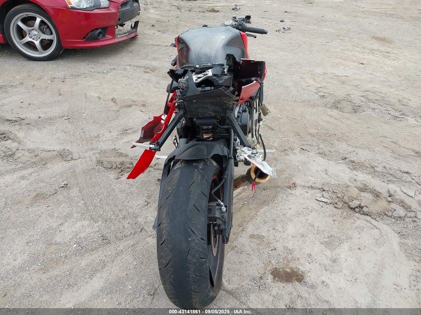 2013 Suzuki Gsx-R750 VIN: JS1GR7MA2D2100475 Lot: 43141861