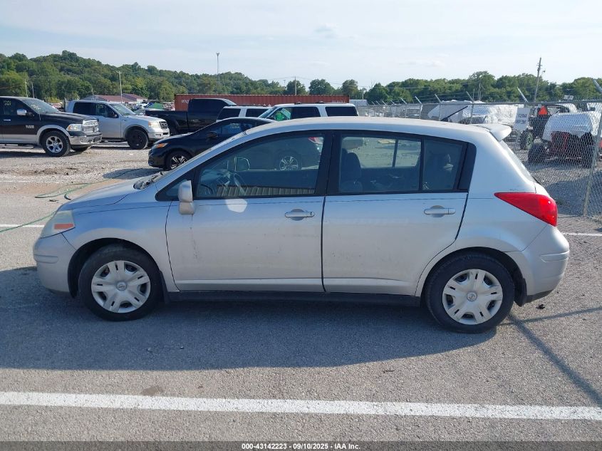 2009 Nissan Versa 1.8S VIN: 3N1BC13E29L427888 Lot: 43142223