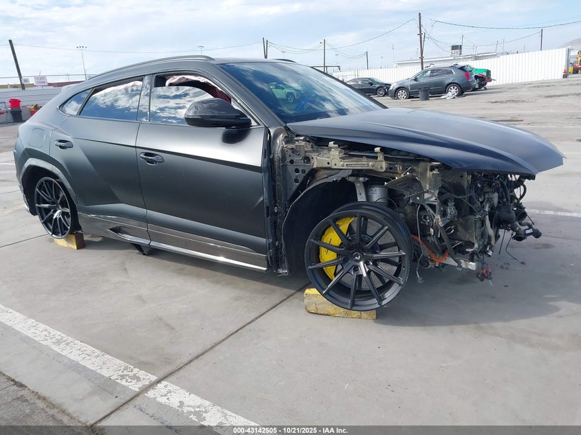 2021 Lamborghini Urus Graphite Capsule/Pearl Capsule