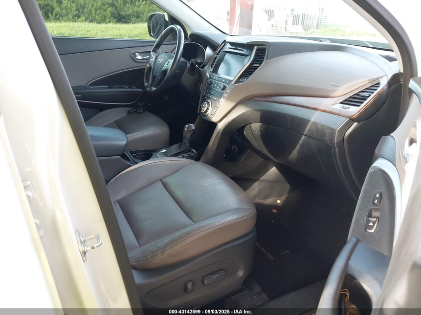 2017 HYUNDAI SANTA FE LIMITED ULTIMATE - KM8SRDHF0HU170549