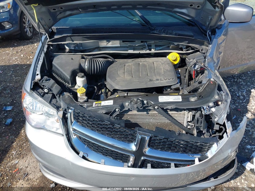 2019 DODGE GRAND CARAVAN SXT - 2C4RDGCG7KR636114