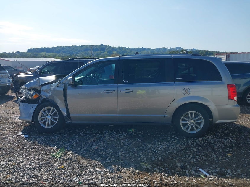 2019 DODGE GRAND CARAVAN SXT - 2C4RDGCG7KR636114