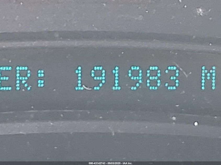 2004 Cadillac Escalade Standard VIN: 1GYEC63T44R166653 Lot: 43142743