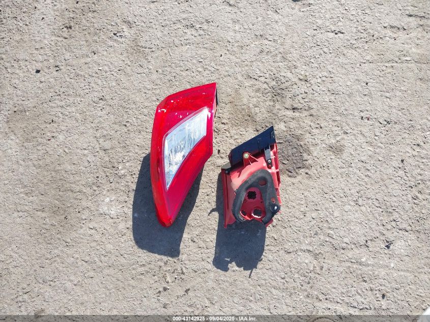 2007 Lexus Es 350 VIN: JTHBJ46G372037106 Lot: 43142925