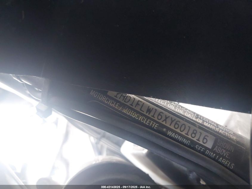 1999 Harley-Davidson Flhtcui Shrine VIN: 1HD1FLW16XY601816 Lot: 43143025