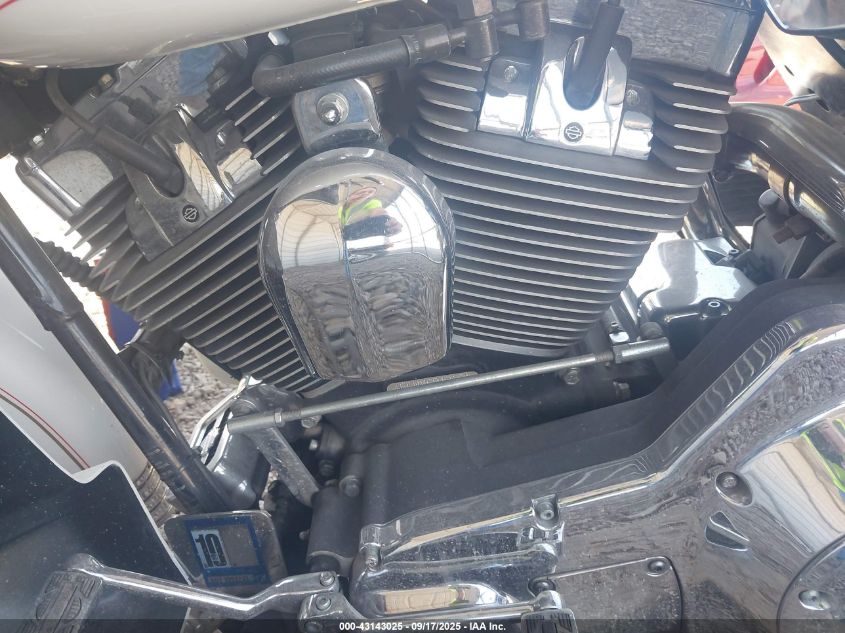 1999 Harley-Davidson Flhtcui Shrine VIN: 1HD1FLW16XY601816 Lot: 43143025