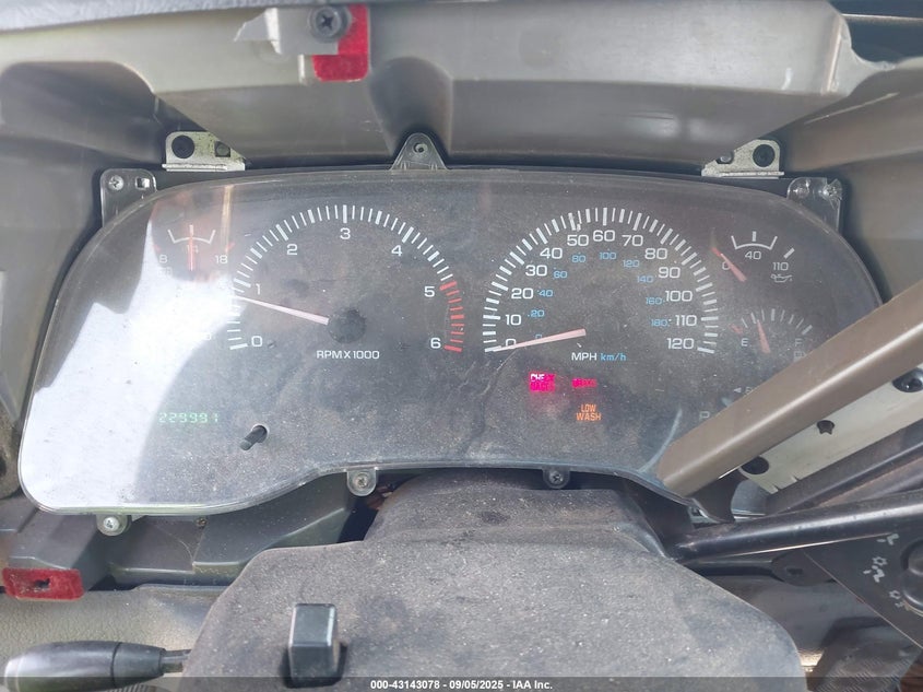 1999 Dodge Ram 1500 St VIN: 3B7HC13Z3XM529749 Lot: 43143078