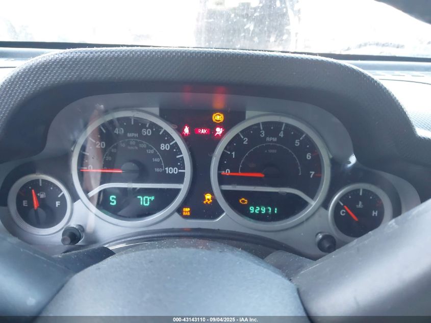 2007 Jeep Wrangler Unlimited Sahara VIN: 1J8GA59167L207644 Lot: 43143110