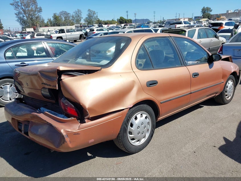 1Y1SK5261VZ442754 1997 GEO PRIZM photo no. 4