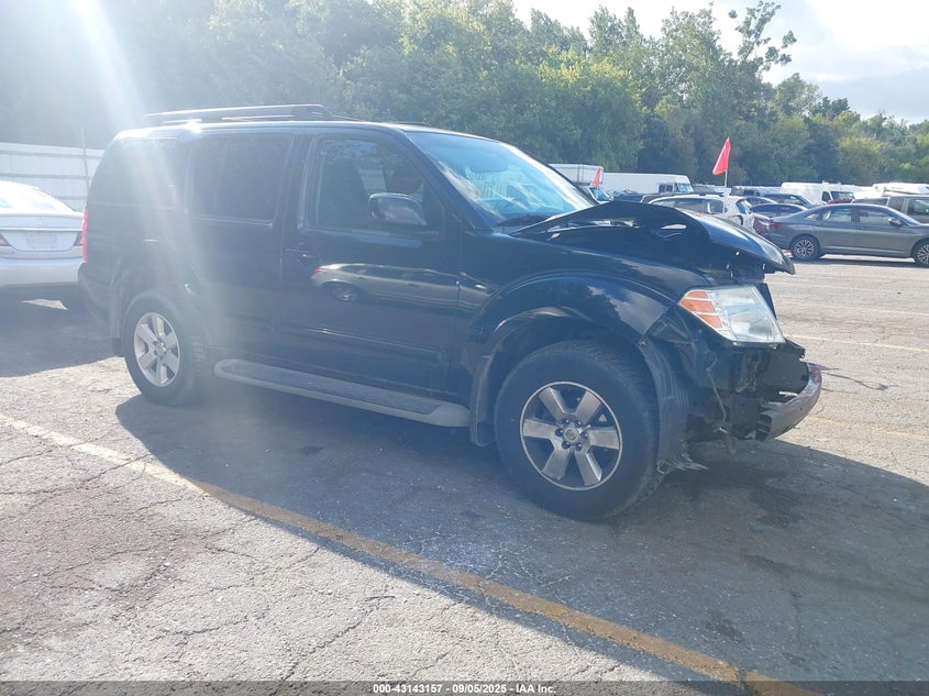 NISSAN PATHFINDER SV