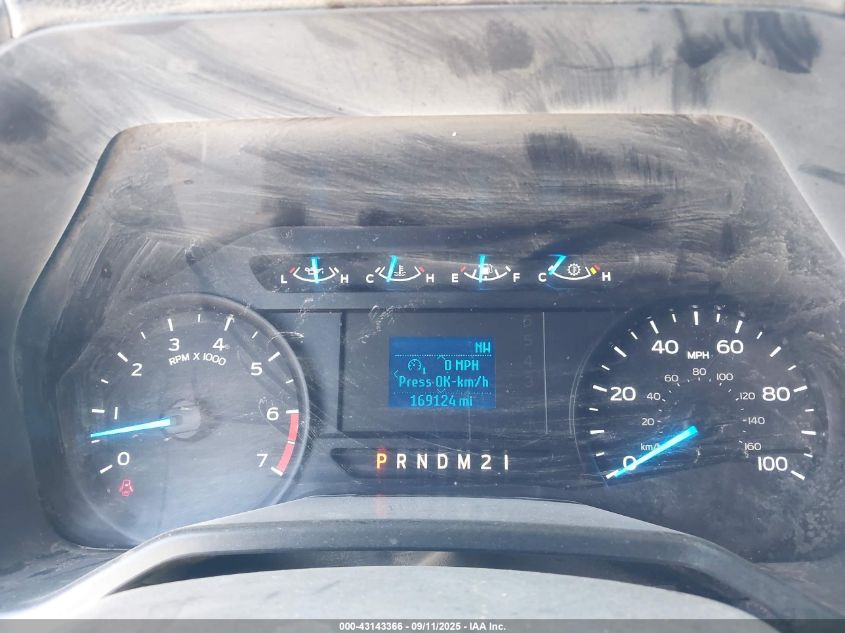 2017 Ford F-250 Xl VIN: 1FT7X2B62HEC15787 Lot: 43143366