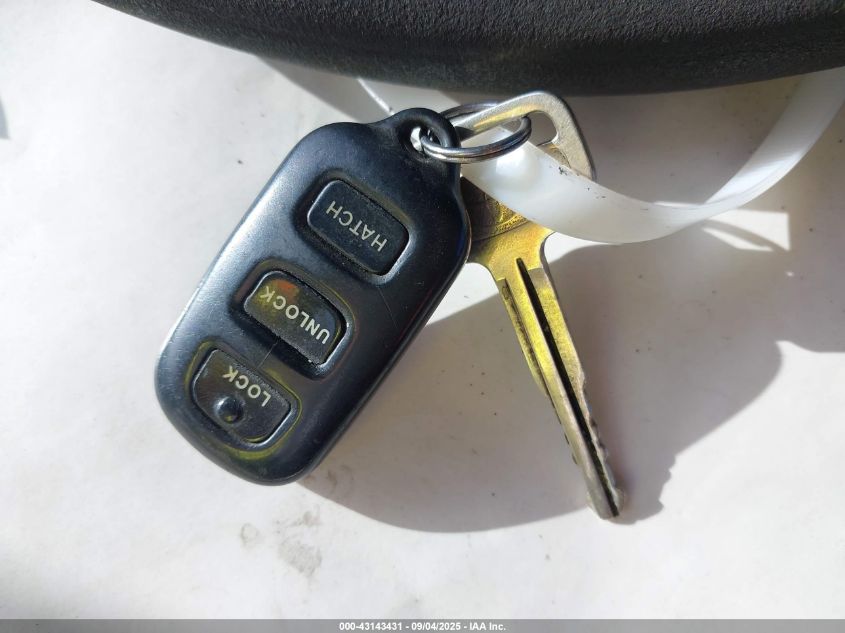 2003 Toyota Matrix Standard VIN: 2T1KR32E43C097187 Lot: 43143431