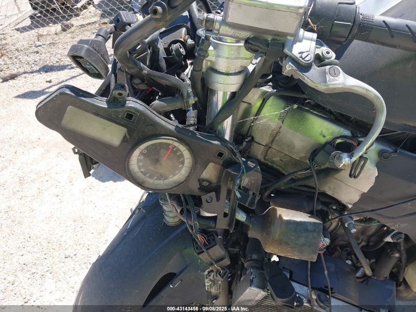 2008 Honda Vfr800 VIN: JH2RC46018M000372 Lot: 43143456