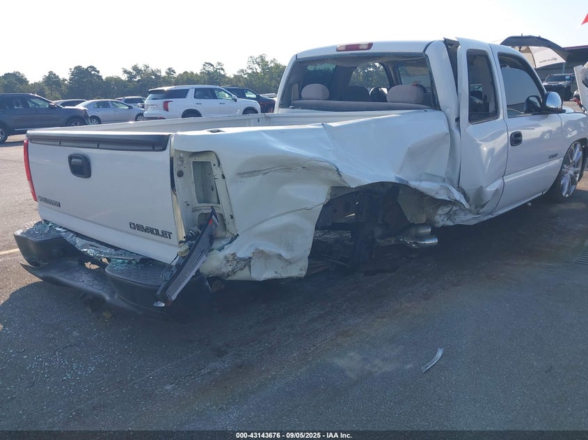 2000 Chevrolet Silverado 1500 Ls VIN: 1GCEC19V8YZ284910 Lot: 43143676