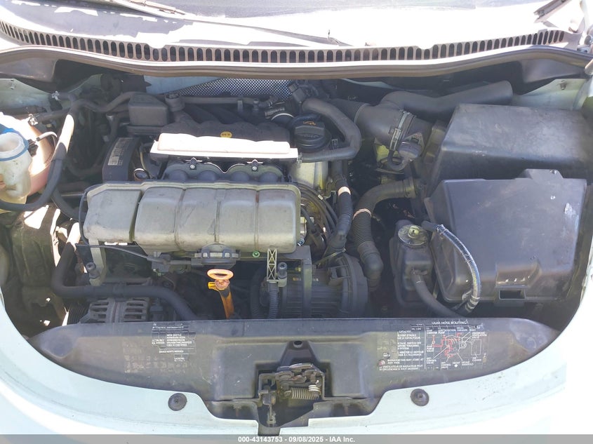 2004 Volkswagen New Beetle Gls VIN: 3VWCM21Y34M301878 Lot: 43143753