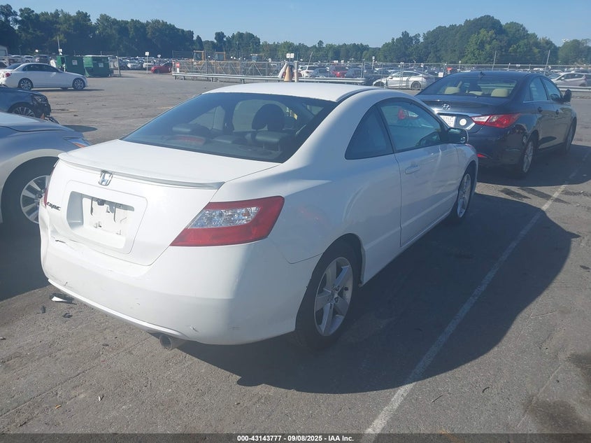 2HGFG12988H006063 2008 HONDA CIVIC photo no. 4