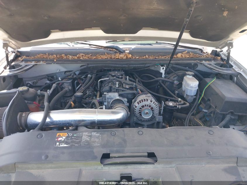 2011 Chevrolet Suburban 1500 Ls VIN: 1GNSCHE02BR376132 Lot: 43143881