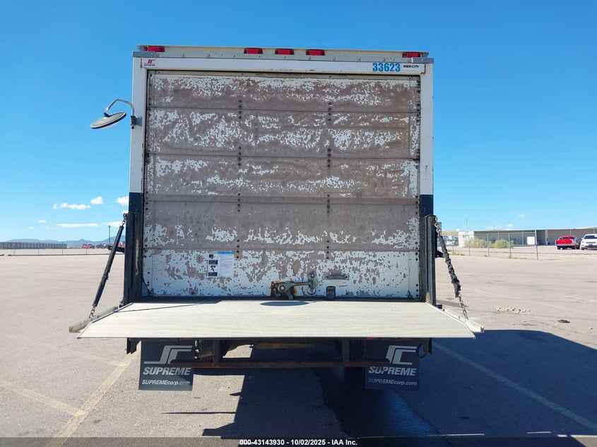 2011 Chevrolet Express Cutaway Work Van VIN: 1GB0G2CA8B1139676 Lot: 43143930