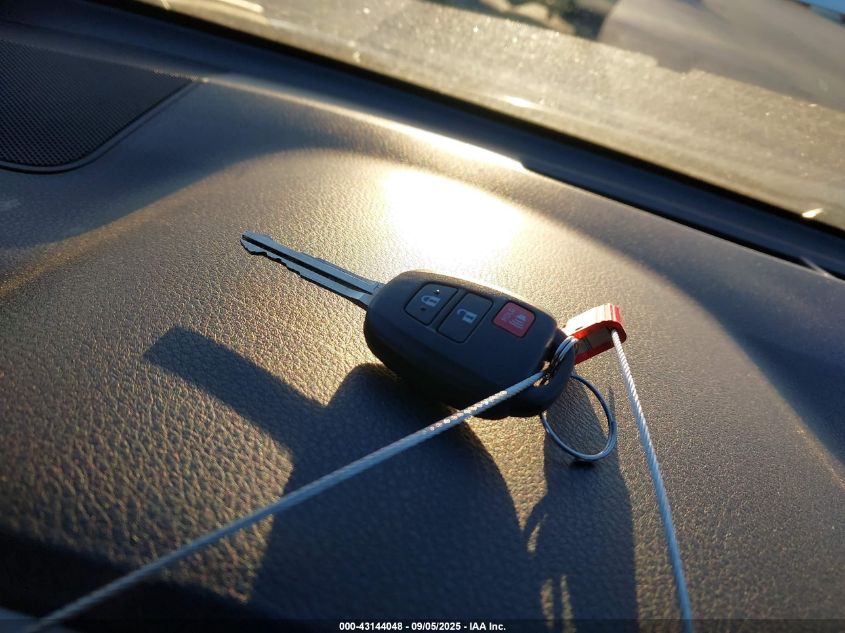 2016 Toyota Rav4 Le VIN: 2T3BFREV8GW529640 Lot: 43144048