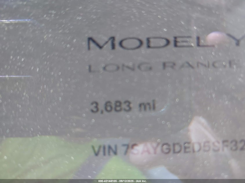 2025 Tesla Model Y Long Range Dual Motor All-Wheel Drive VIN: 7SAYGDED5SF321430 Lot: 43144105