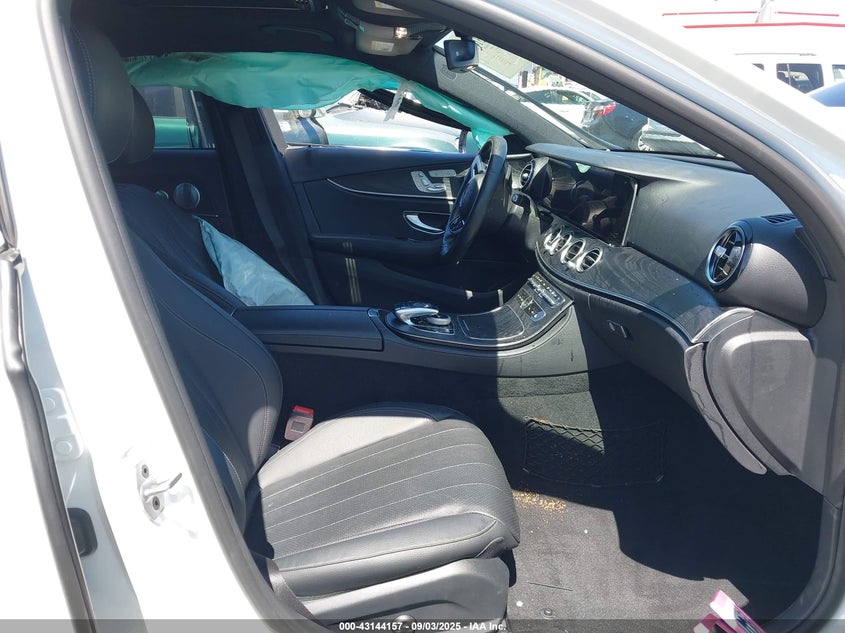 2020 MERCEDES-BENZ E 350 - W1KZF8DB3LA842013