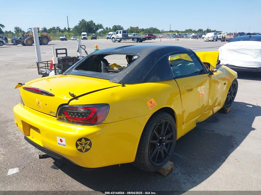 JHMAP11413T005054 2003 HONDA S2000 photo no. 4